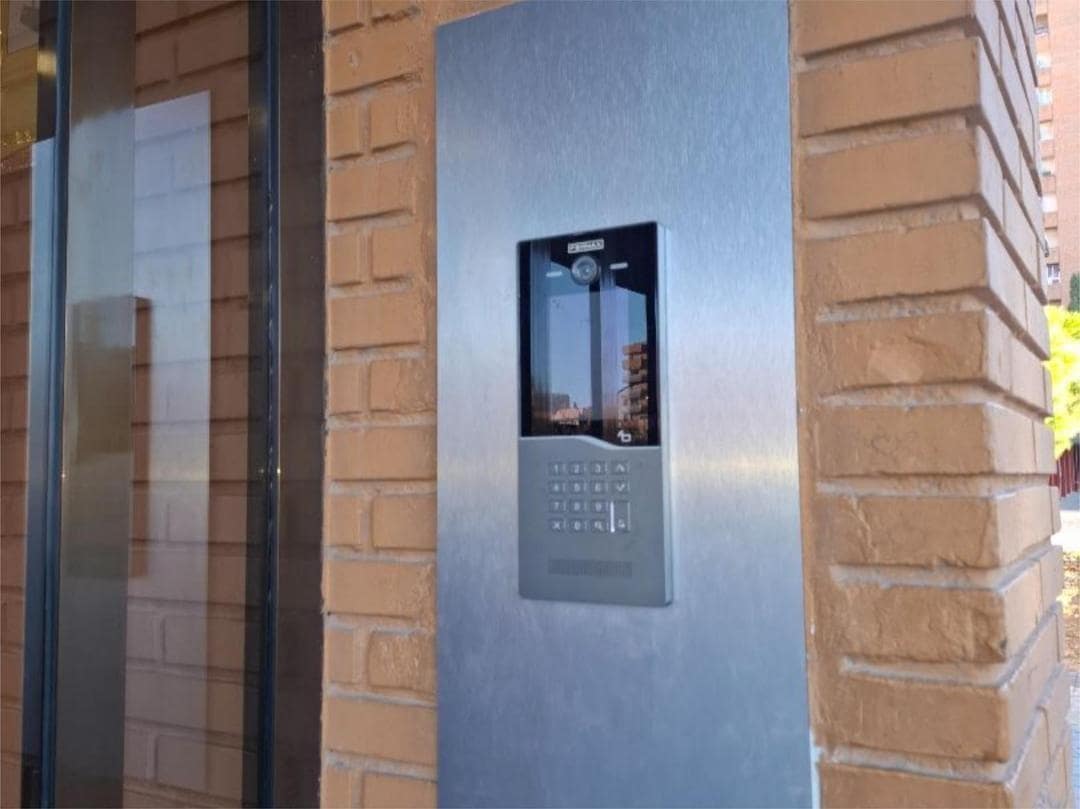 3 bedroom Flat for sale in Valencia city - € 230,000 (Ref: 9532114)