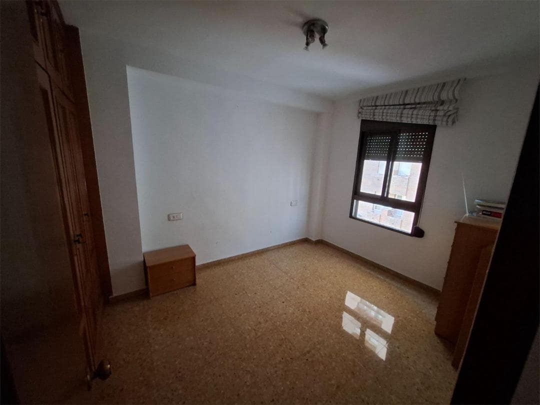 3 bedroom Flat for sale in Valencia city - € 230,000 (Ref: 9532114)