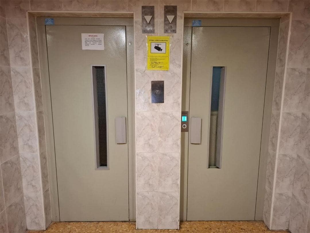 3 bedroom Flat for sale in Valencia city - € 230,000 (Ref: 9532114)