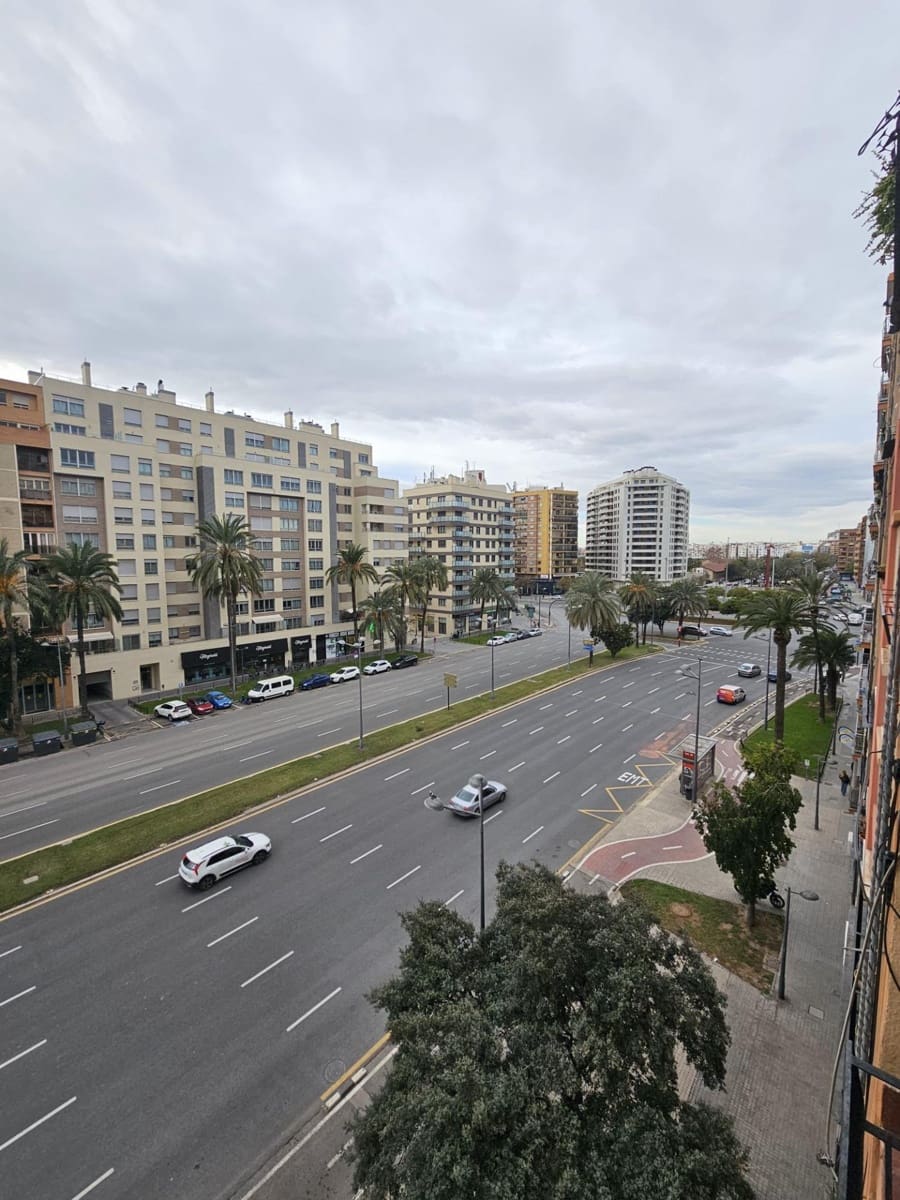 3 makuuhuone Asunto myytävänä paikassa Valencia kaupunki - 200 000 € (Ref: 9532116)