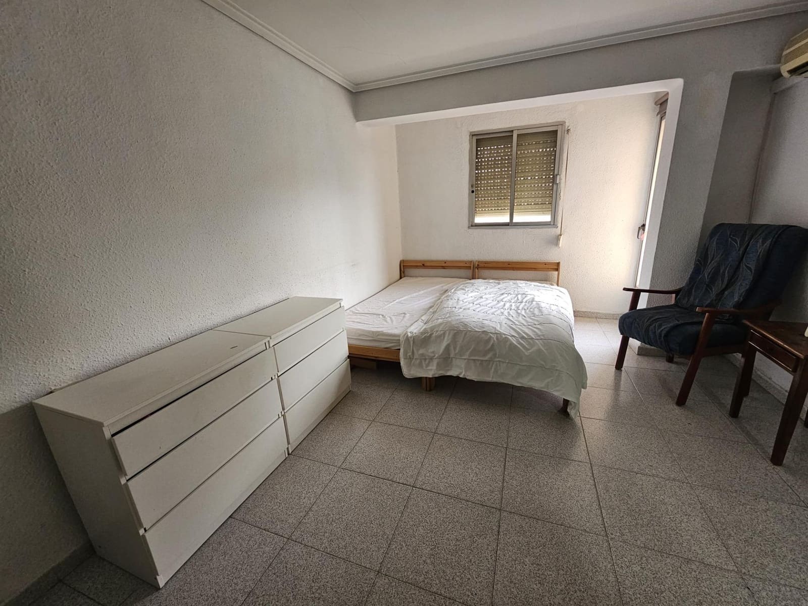 3 makuuhuone Asunto myytävänä paikassa Valencia kaupunki - 200 000 € (Ref: 9532116)