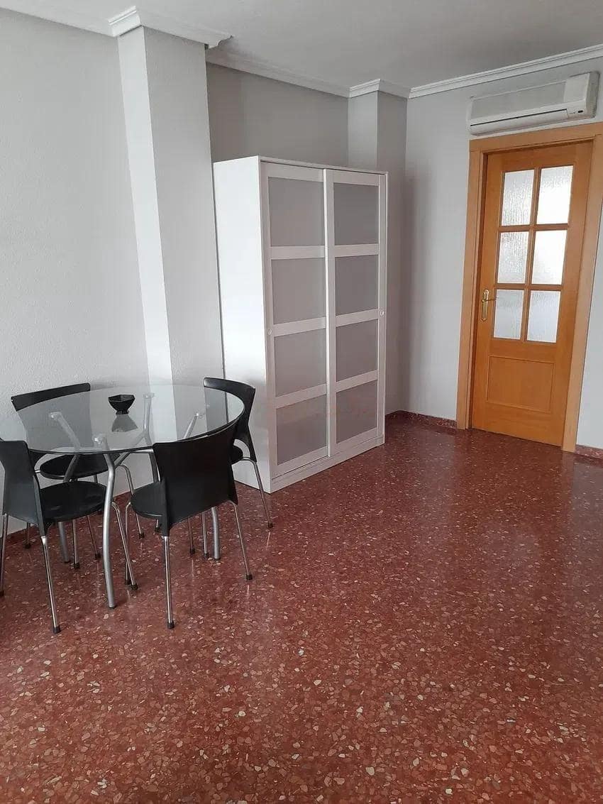 1 bedroom Flat for sale in Valencia city with garage - € 230,000 (Ref: 9532119)