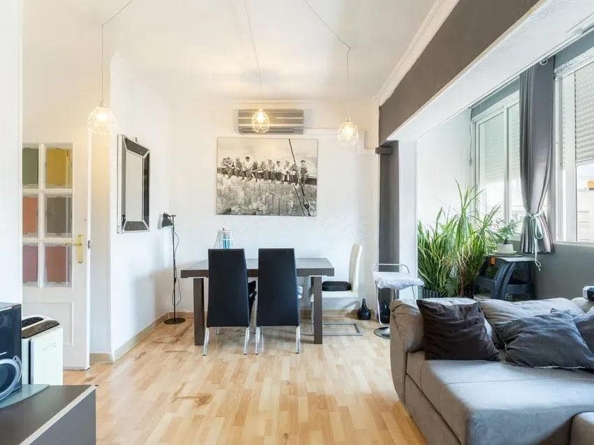 3 bedroom Flat for sale in Valencia city - € 280,000 (Ref: 9532120)