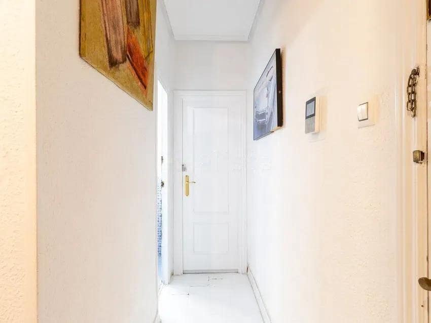 3 bedroom Flat for sale in Valencia city - € 280,000 (Ref: 9532120)