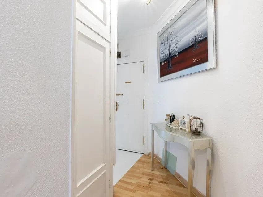 3 bedroom Flat for sale in Valencia city - € 280,000 (Ref: 9532120)