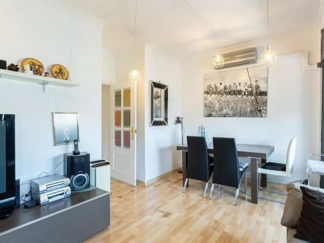 3 bedroom Flat for sale in La Gran Via, Valencia city - € 280,000 (Ref: 9532120)