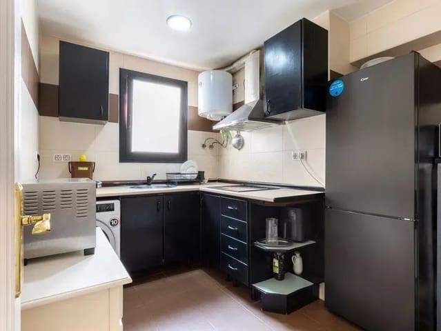 3 bedroom Flat for sale in La Gran Via, Valencia city - € 280,000 (Ref: 9532120)