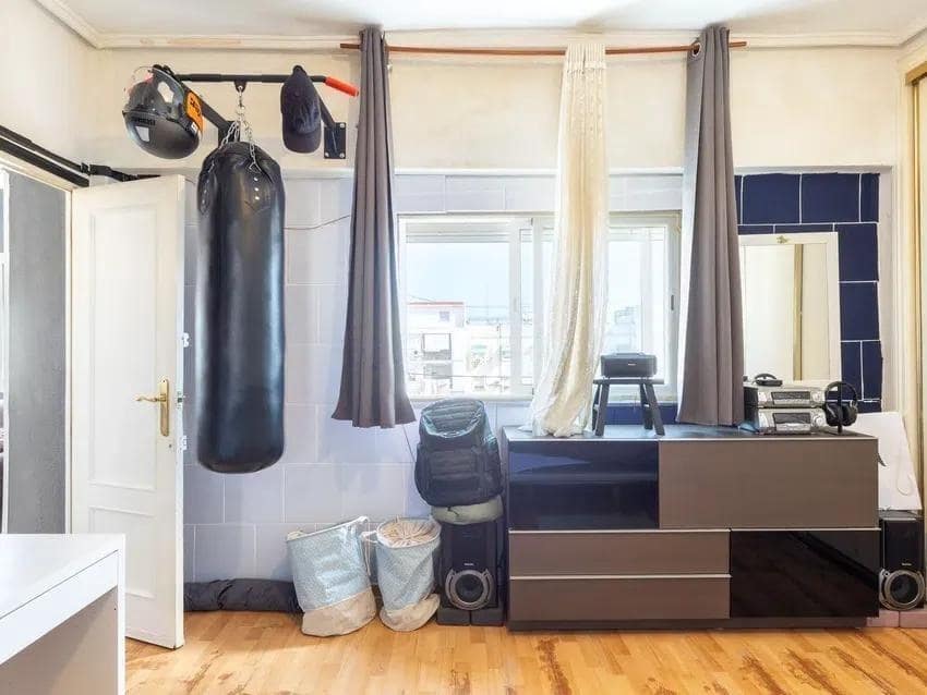 3 bedroom Flat for sale in Valencia city - € 280,000 (Ref: 9532120)