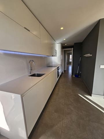 Appartement de 3 chambres à louer à Penya-Roja, Valence ville avec garage - 2 600 € (Ref: 9532125)