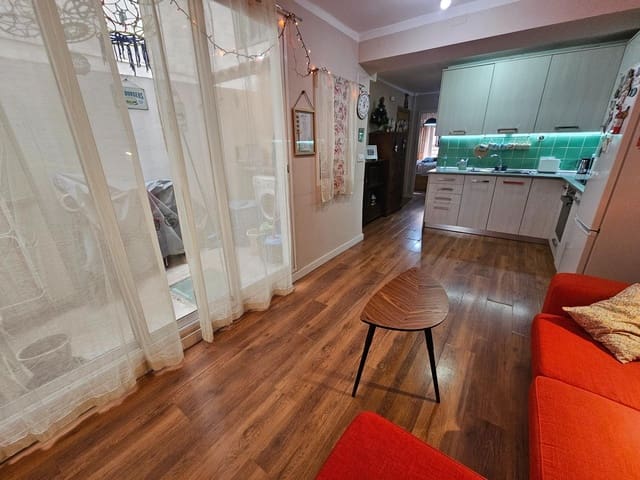 2 soveværelse Lejlighed til salg i Russafa, Valencia by - € 230.000 (Ref: 9532128)