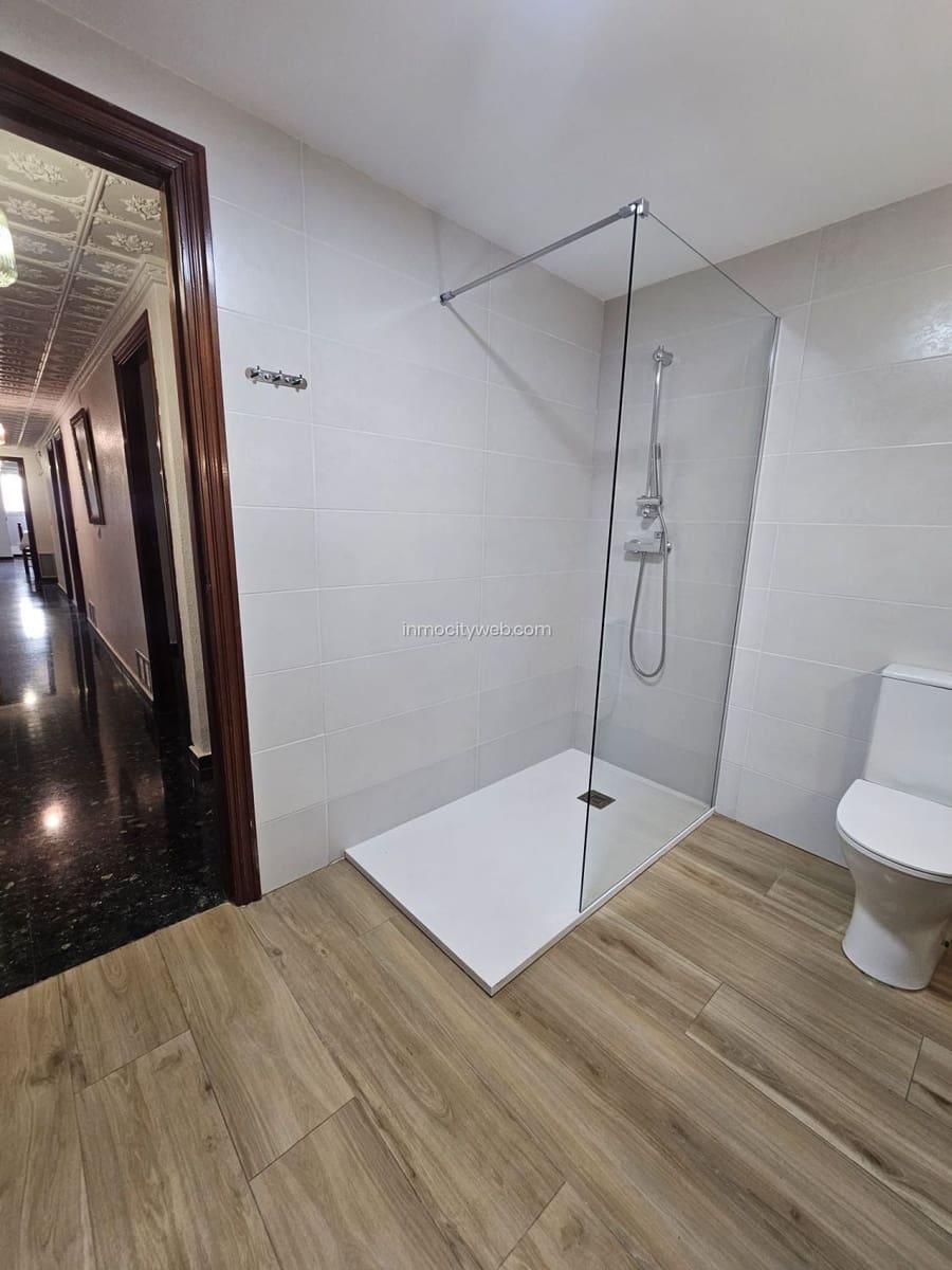 4 sovrum Lägenhet till salu i Sagunto / Sagunt med garage - 179 000 € (Ref: 9532129)