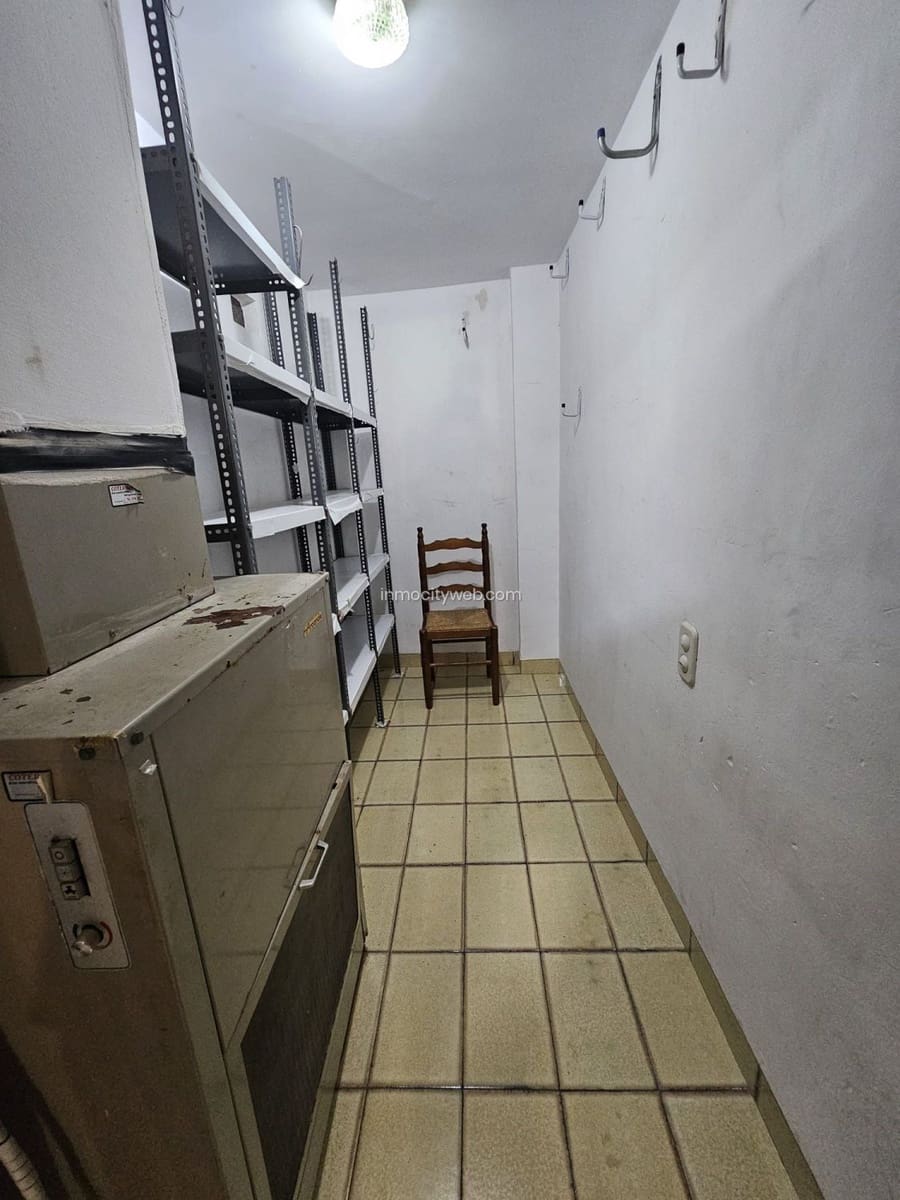 4 sovrum Lägenhet till salu i Sagunto / Sagunt med garage - 179 000 € (Ref: 9532129)