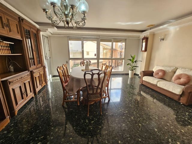 4 sovrum Lägenhet till salu i Sagunto / Sagunt med garage - 179 000 € (Ref: 9532129)