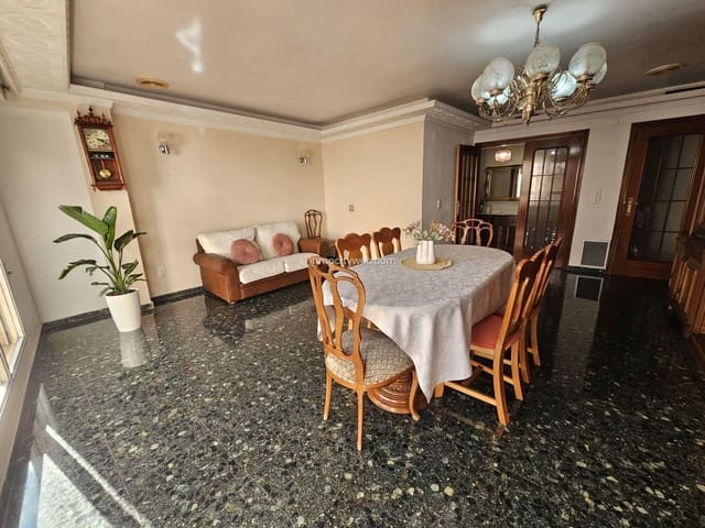 4 sovrum Lägenhet till salu i Sagunto / Sagunt med garage - 179 000 € (Ref: 9532129)