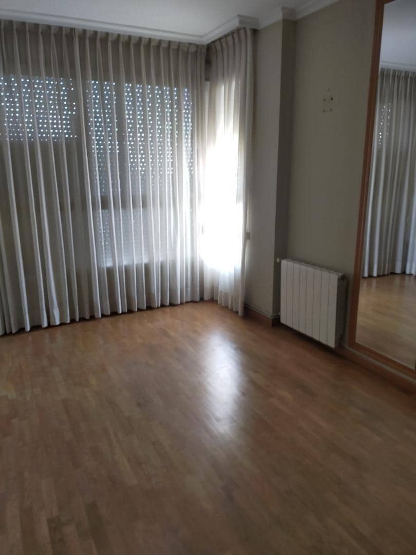 3 soverom Leilighet til leie i Valencia by - € 1 400 (Ref: 9532135)