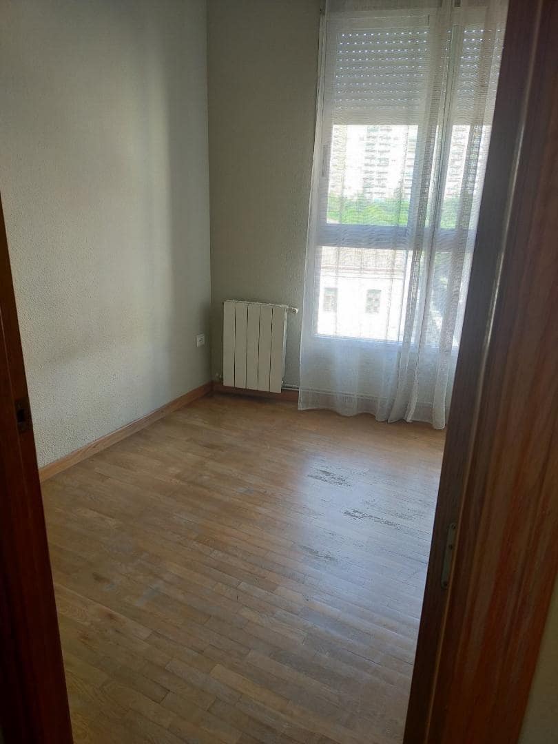 3 soverom Leilighet til leie i Valencia by - € 1 400 (Ref: 9532135)