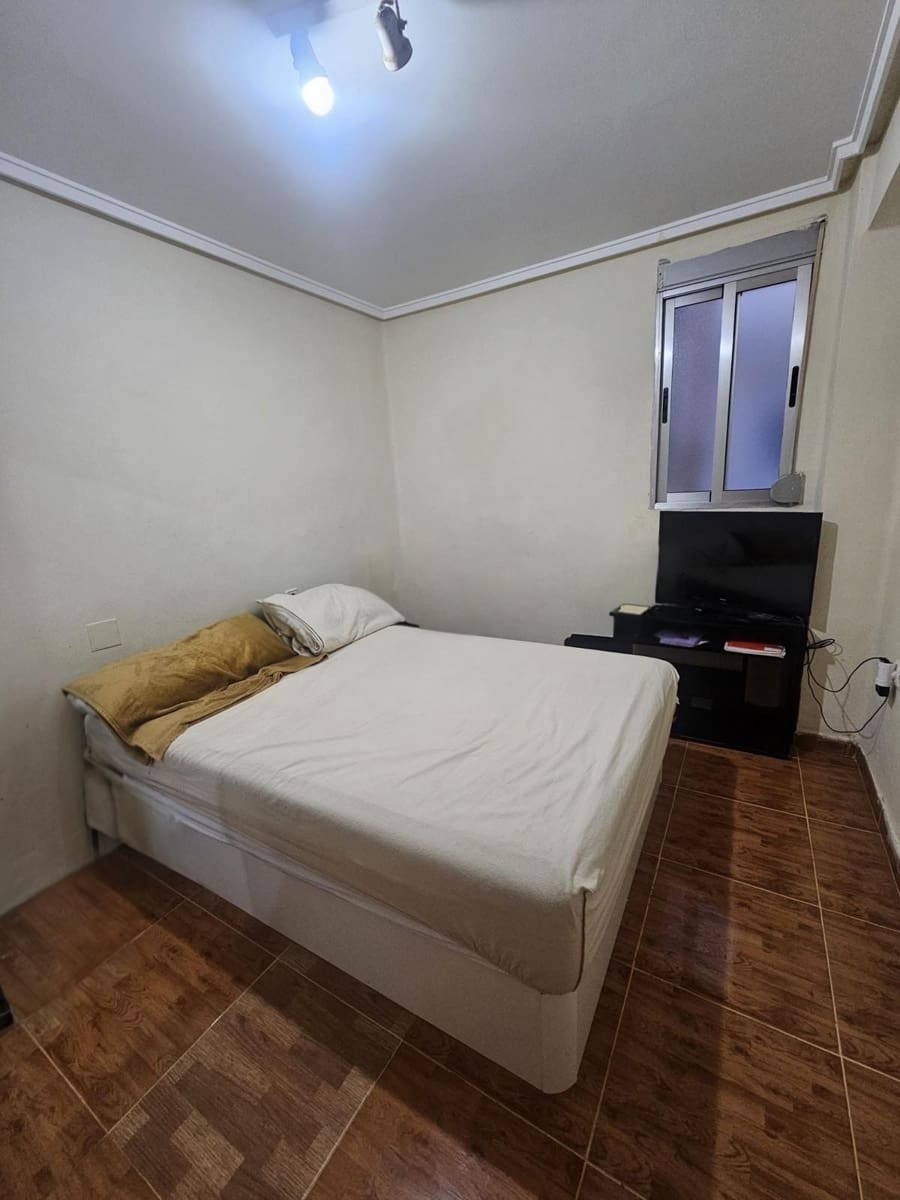 2 sypialnia Mieszkanie na sprzedaż w Miasto Walencja - 120 000 € (Ref: 9532136)