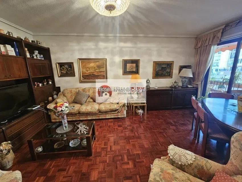 5 slaapkamer Flat te koop in Valencia stad met garage - € 466.000 (Ref: 9533750)