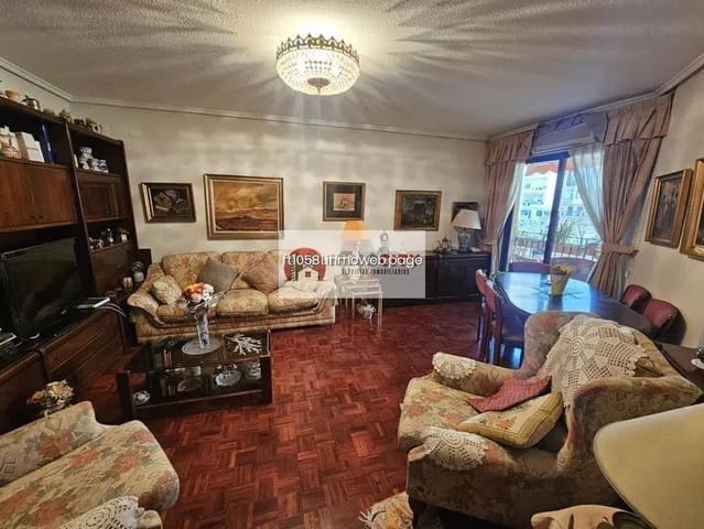 5 slaapkamer Flat te koop in Arrancapins, Valencia stad met garage - € 466.000 (Ref: 9533750)