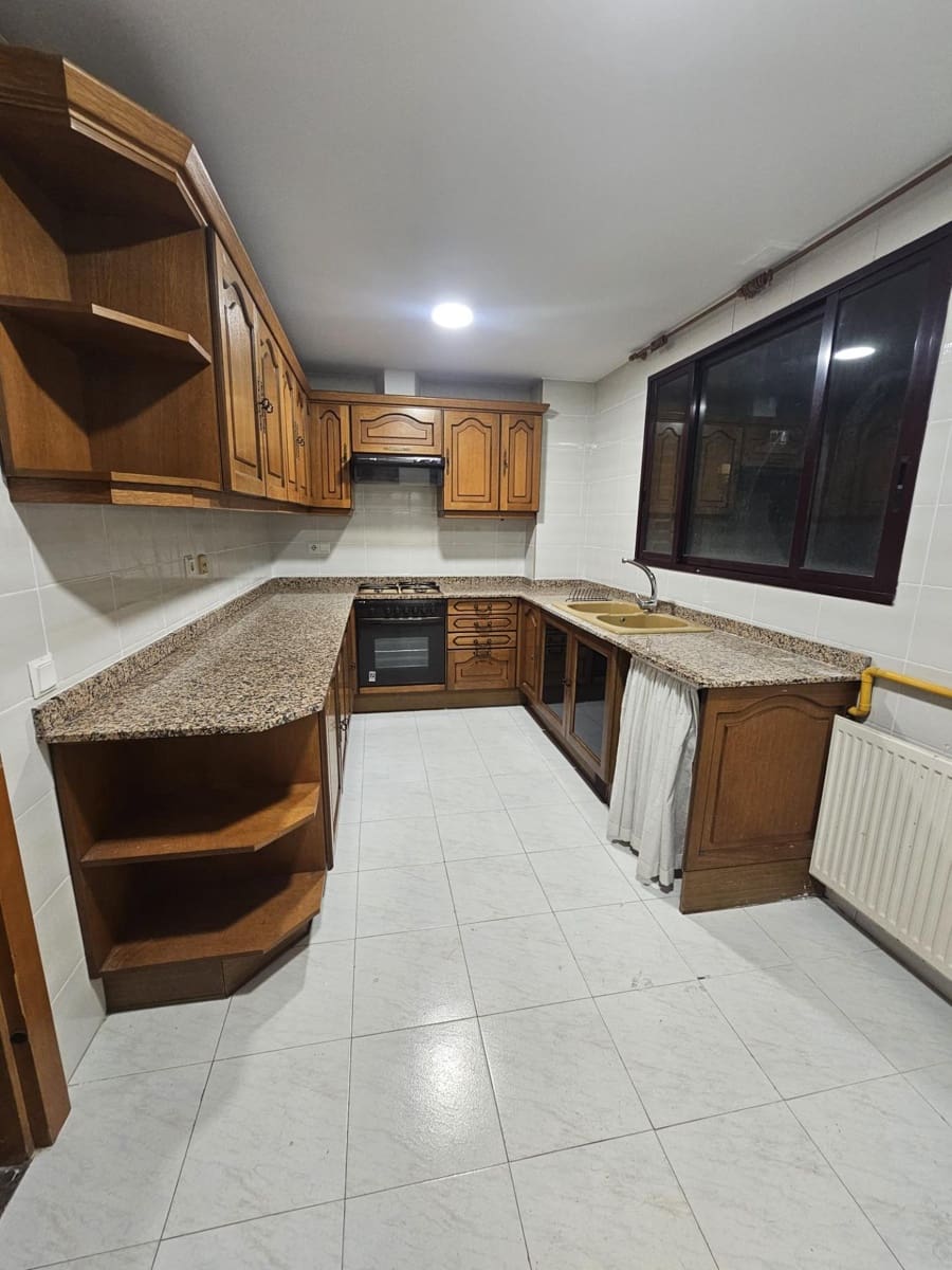 4 Zimmer Wohnung zu vermieten in Valencia Stadt mit Garage - 1.500 € (Ref: 9536795)
