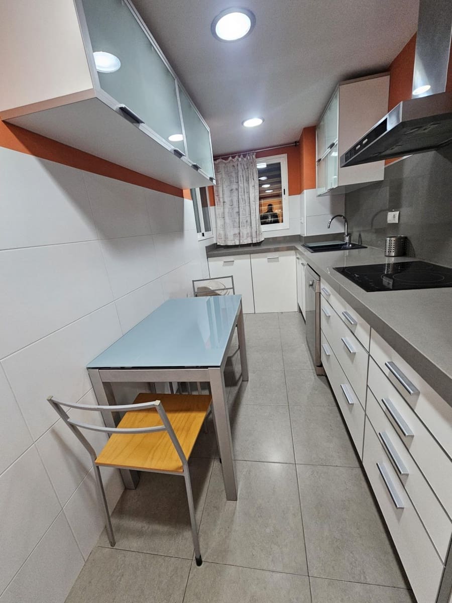 Appartement de 2 chambres à louer à Valence ville - 1 350 € (Ref: 9536796)