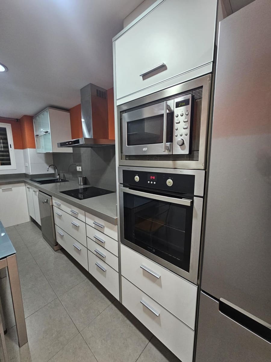 Appartement de 2 chambres à louer à Valence ville - 1 350 € (Ref: 9536796)