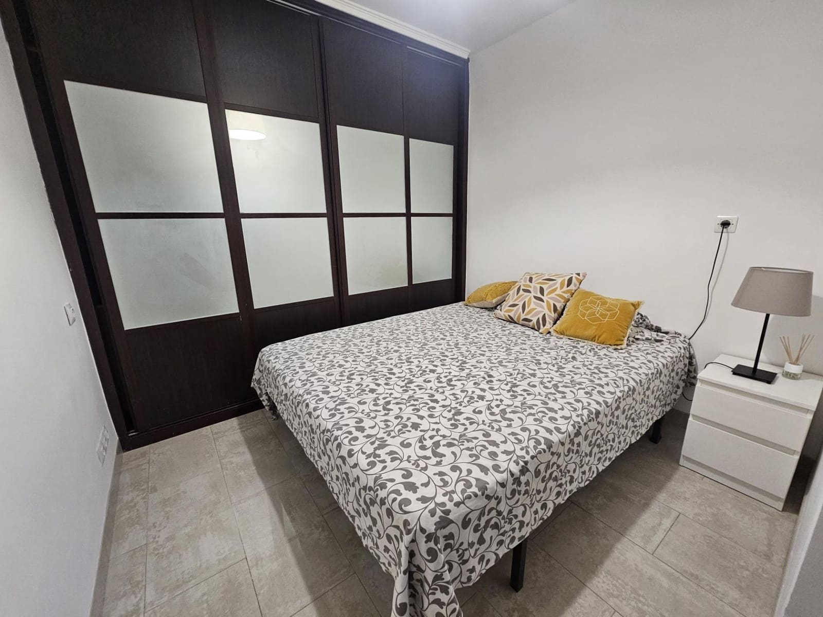 Appartement de 2 chambres à louer à Valence ville - 1 350 € (Ref: 9536796)