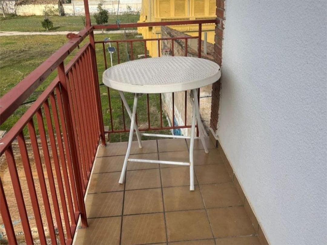 3 Zimmer Wohnung zu vermieten in Valencia Stadt - 1.300 € (Ref: 9543638)