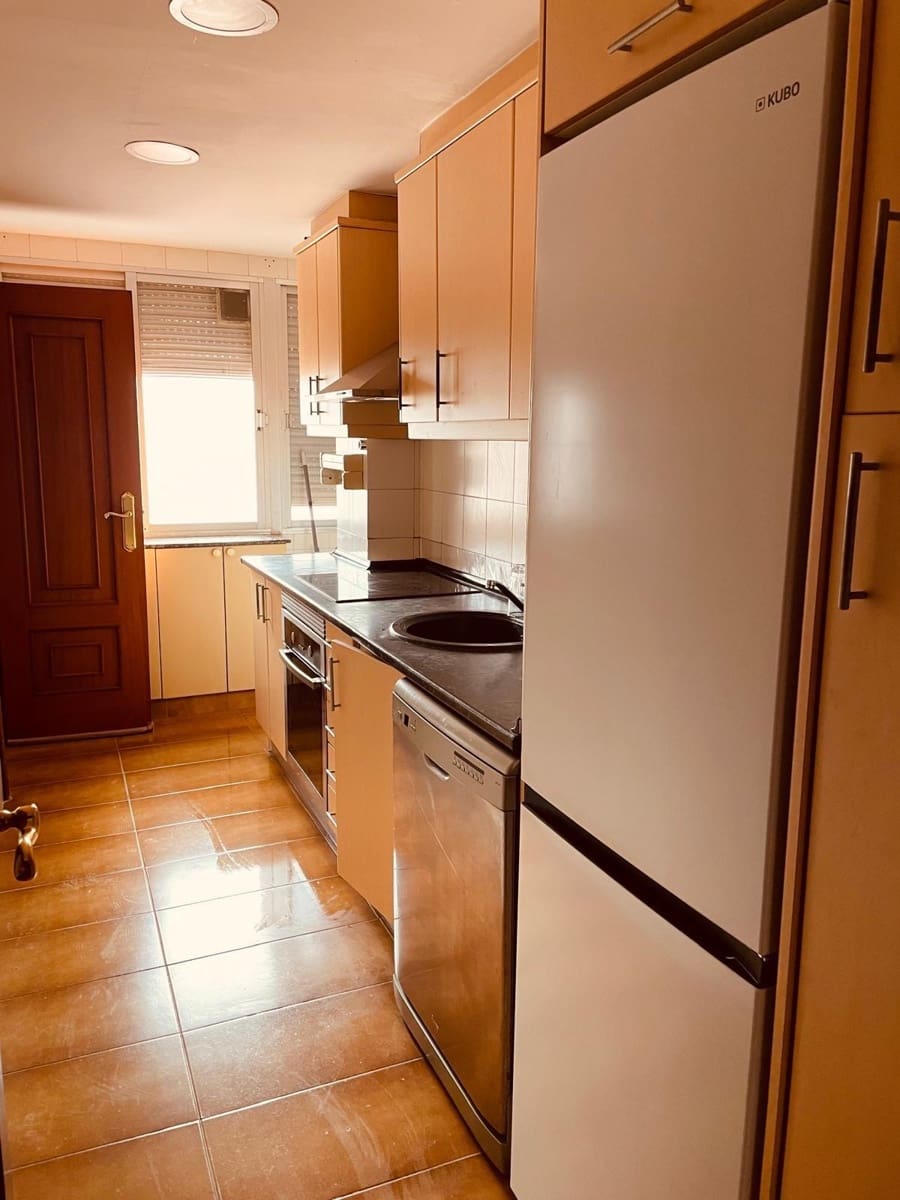 2 Zimmer Wohnung zu vermieten in Valencia Stadt - 1.000 € (Ref: 9543640)