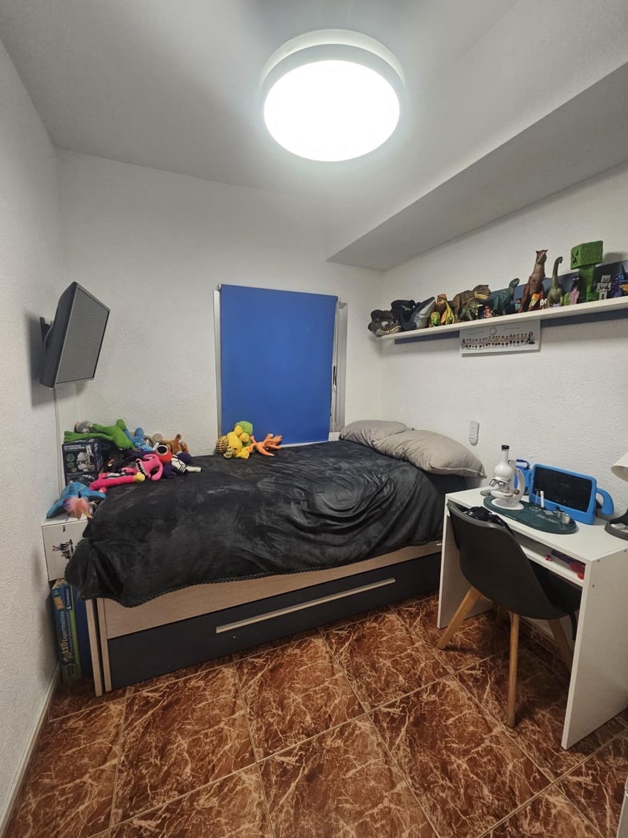 3 sypialnia Mieszkanie na sprzedaż w Miasto Walencja - 245 000 € (Ref: 9543641)