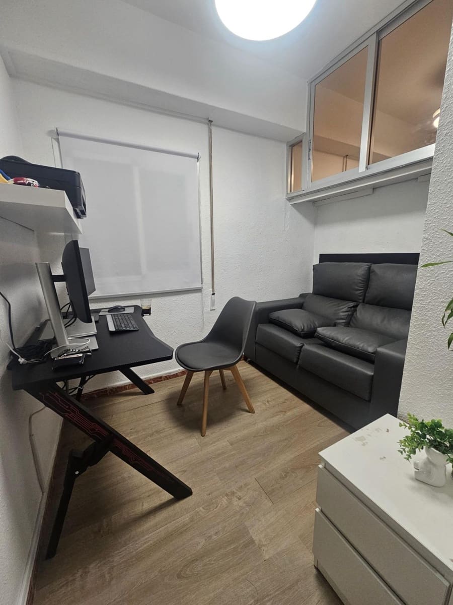 3 sypialnia Mieszkanie na sprzedaż w Miasto Walencja - 245 000 € (Ref: 9543641)