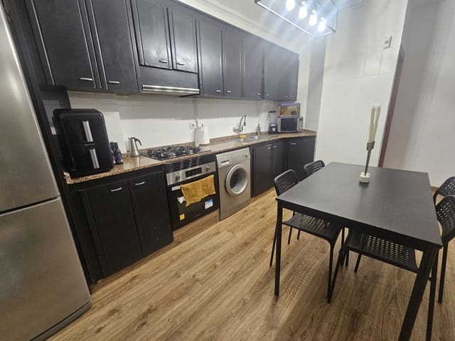 3 sypialnia Mieszkanie na sprzedaż w Cami Real, Miasto Walencja - 245 000 € (Ref: 9543641)