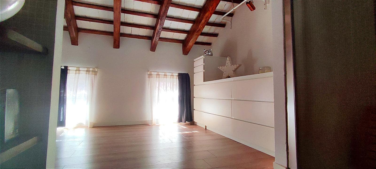 1 soveværelse Rækkehus til leje i Valencia by - € 1.300 (Ref: 9543643)