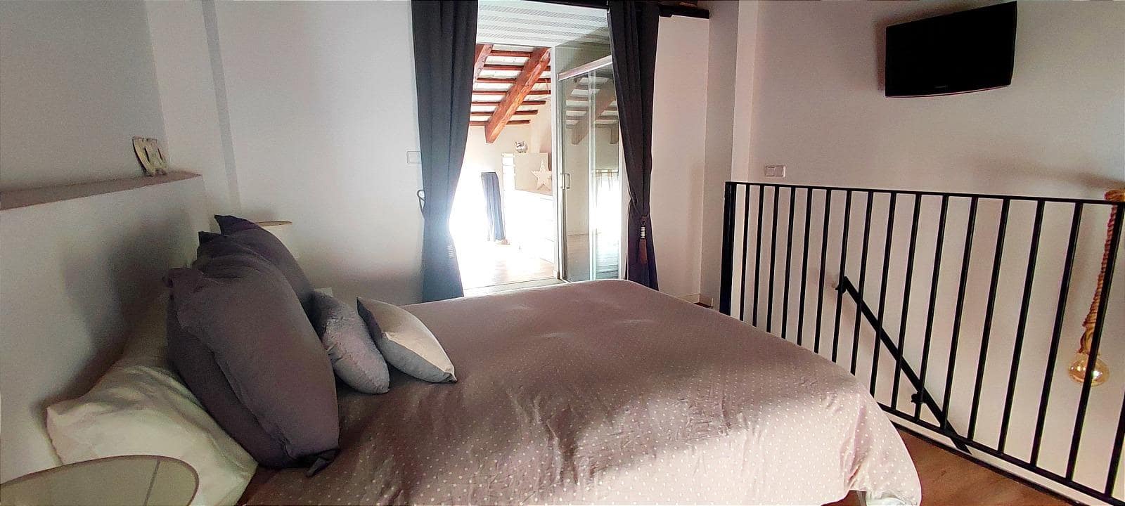 1 soveværelse Rækkehus til leje i Valencia by - € 1.300 (Ref: 9543643)