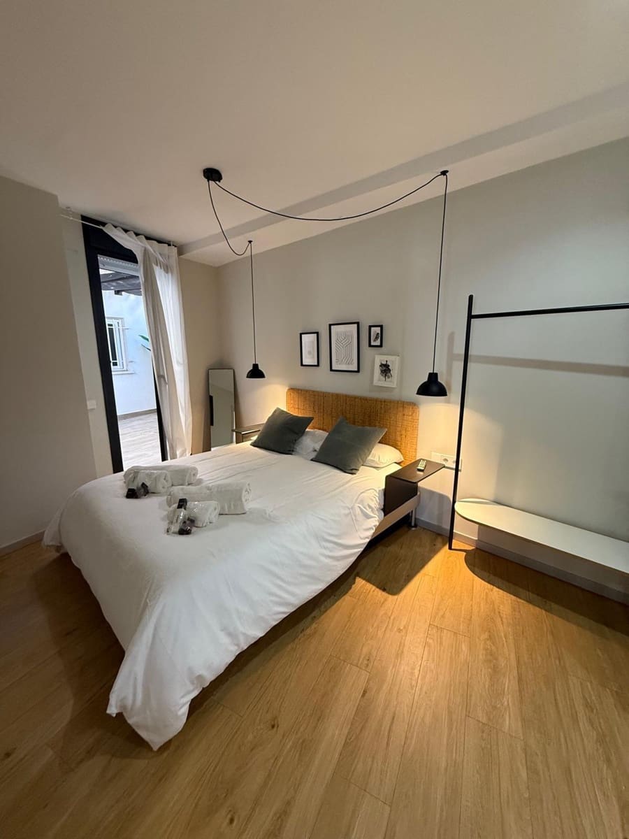 6 soverom Hotell til salgs i Valencia by - € 1 500 000 (Ref: 9543644)