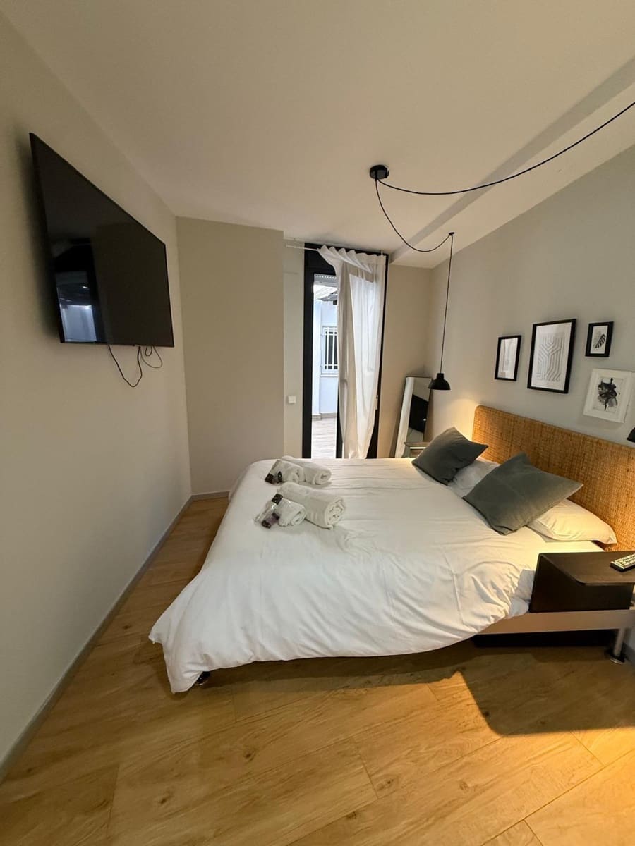 6 soverom Hotell til salgs i Valencia by - € 1 500 000 (Ref: 9543644)