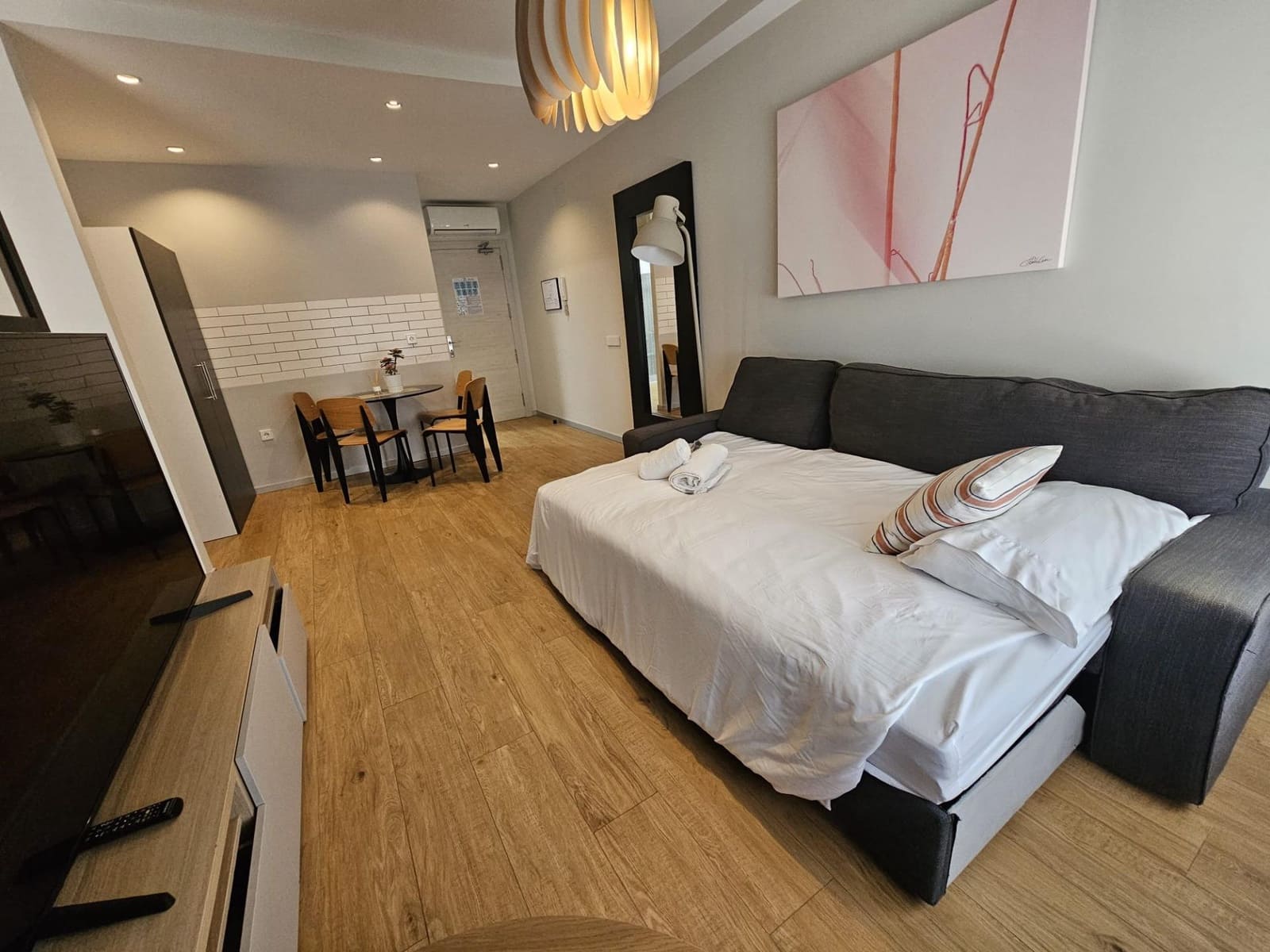 6 soverom Hotell til salgs i Valencia by - € 1 500 000 (Ref: 9543644)