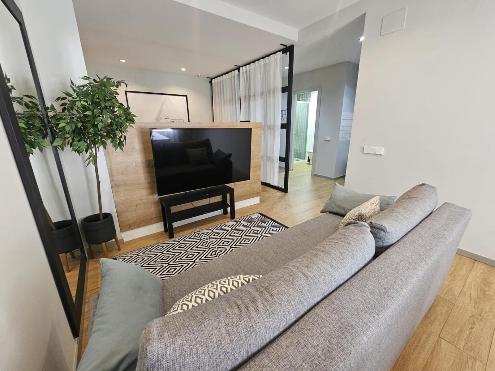 6 soverom Hotell til salgs i Valencia by - € 1 500 000 (Ref: 9543644)