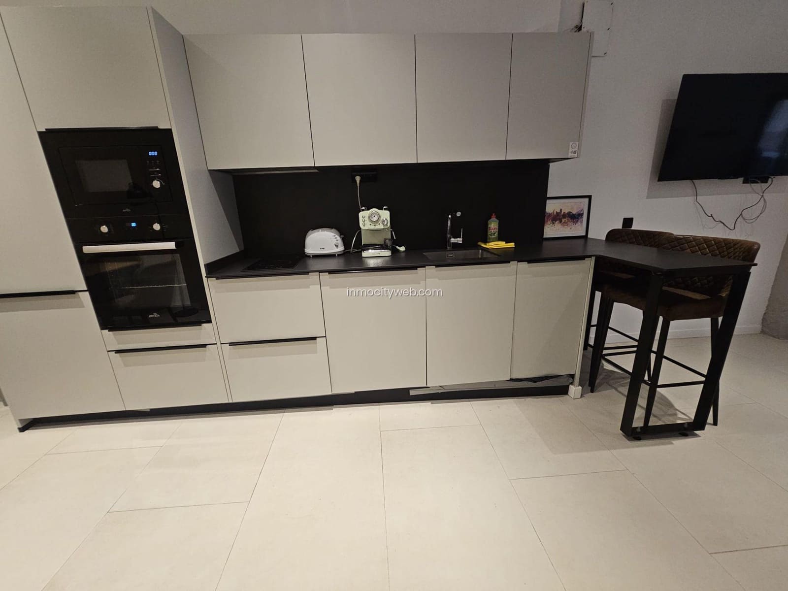 2 soveværelse Lejlighed til salg i Valencia by - € 299.000 (Ref: 9543645)