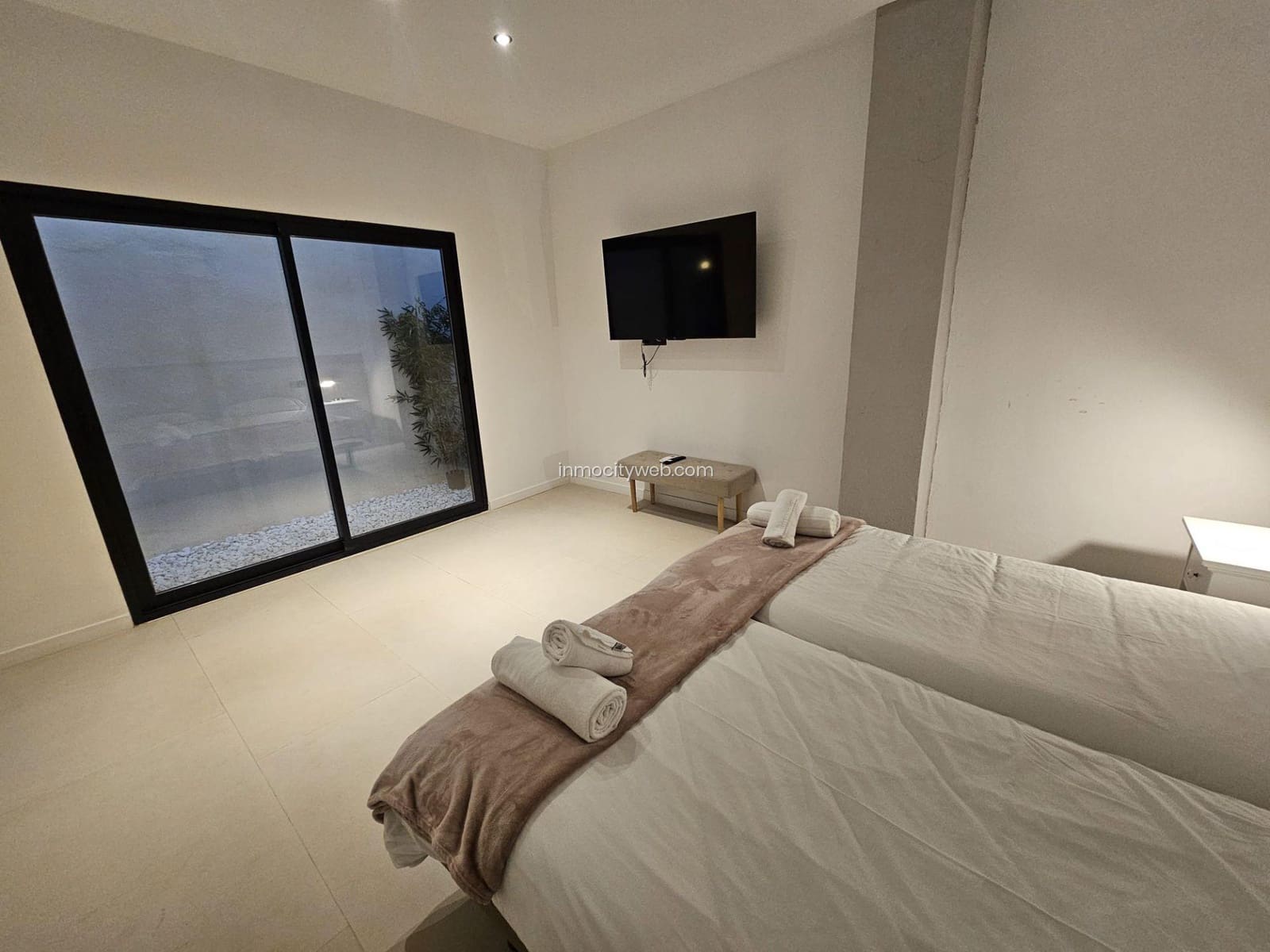 2 soveværelse Lejlighed til salg i Valencia by - € 299.000 (Ref: 9543645)