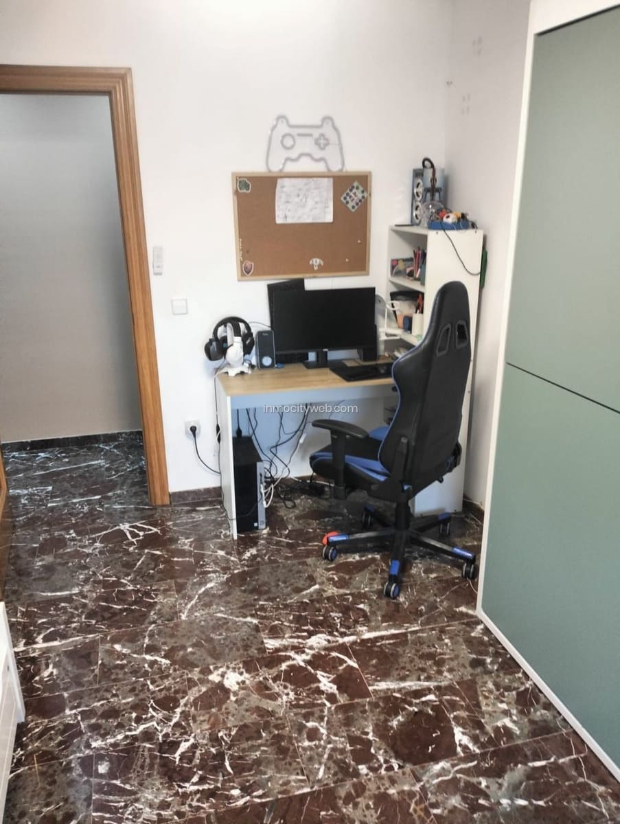 3 sypialnia Mieszkanie na sprzedaż w Miasto Walencja - 350 000 € (Ref: 9543646)