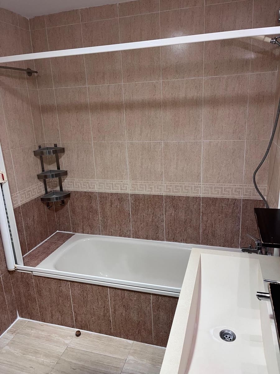 2 soveværelse Lejlighed til leje i Alfafar med garage - € 990 (Ref: 9568668)