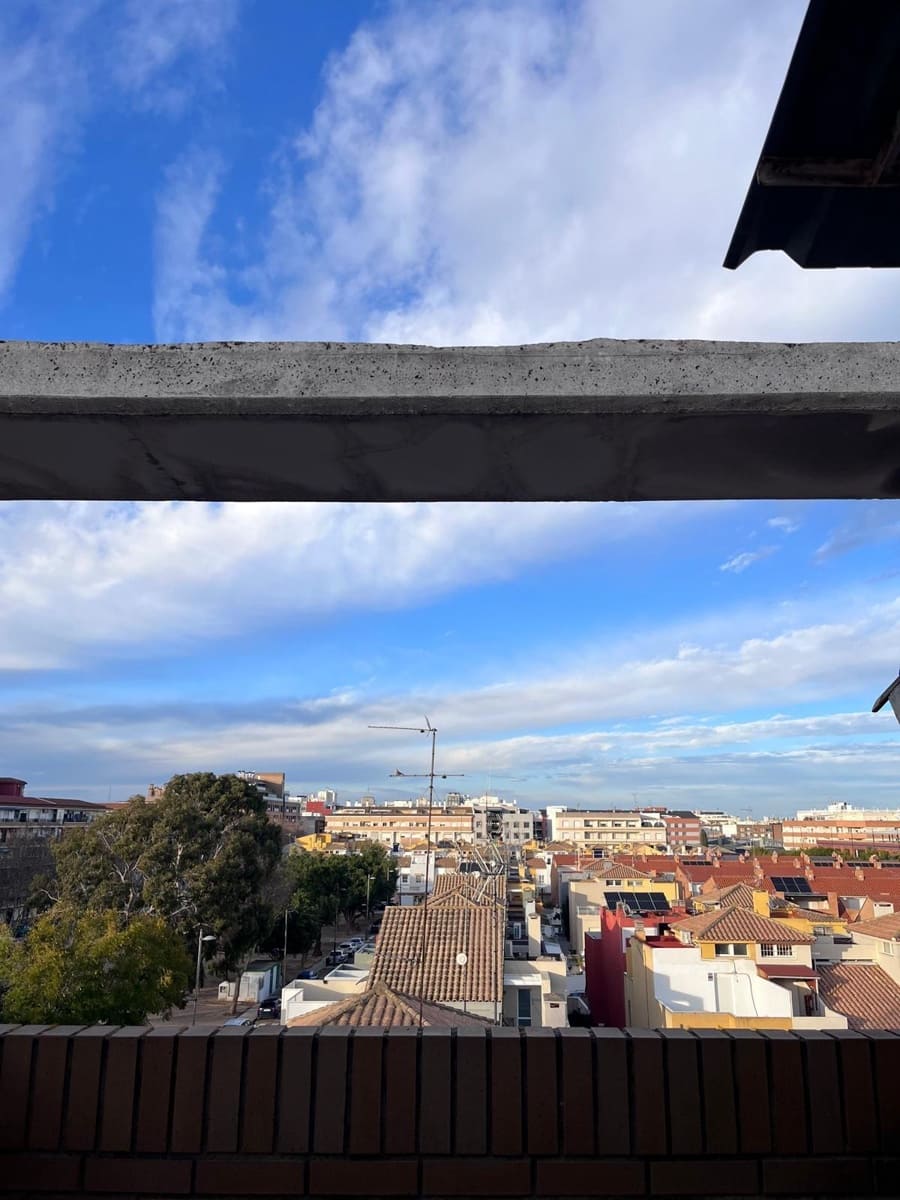 2 soveværelse Lejlighed til leje i Alfafar med garage - € 990 (Ref: 9568668)