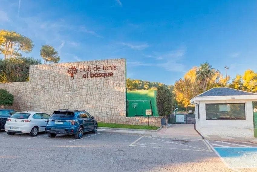 1 soverom Leilighet til leie i Chiva - € 1 250 (Ref: 9571187)