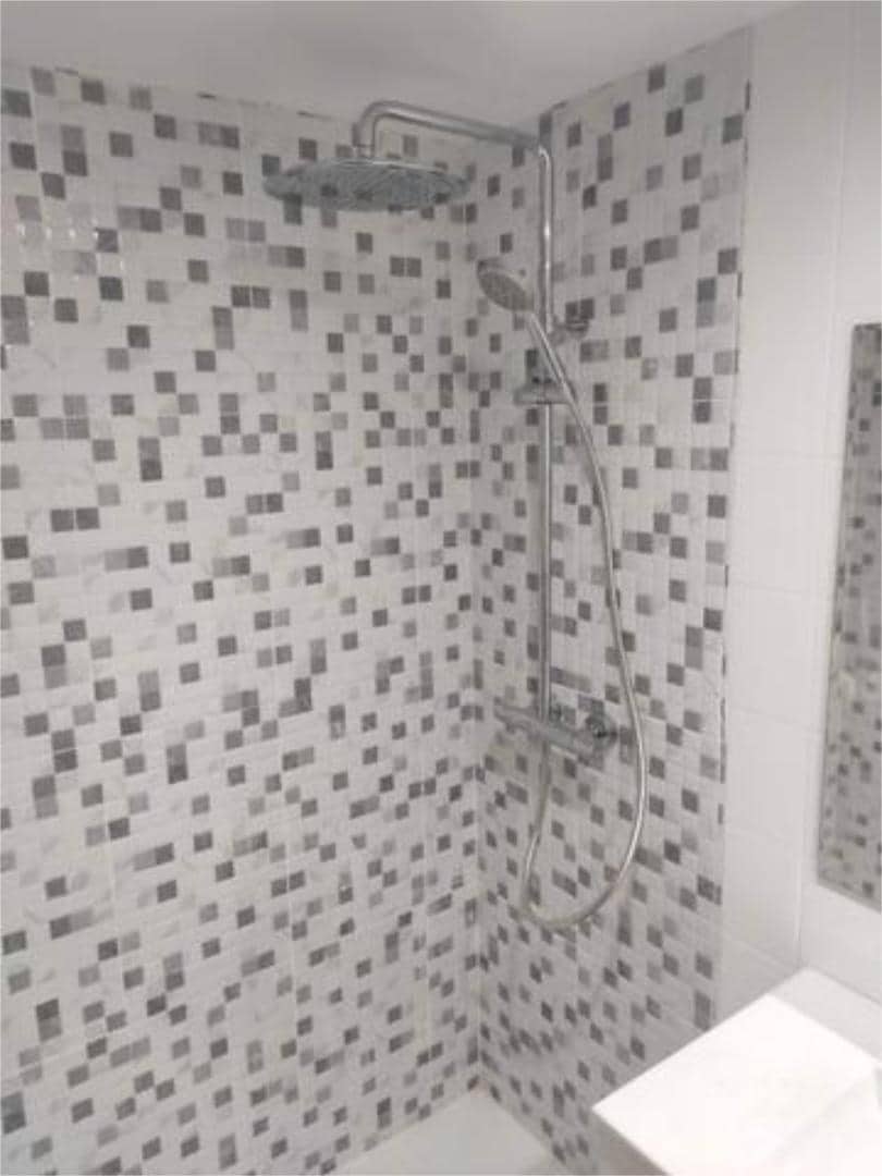 4 soveværelse Lejlighed til leje i Valencia by - € 1.600 (Ref: 9571190)