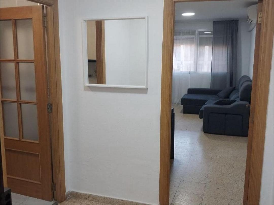 3 bedroom Flat for sale in Valencia city - € 255,000 (Ref: 9582961)