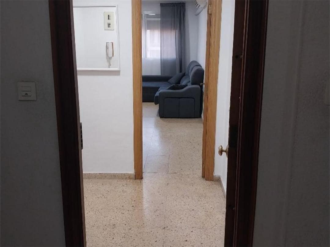 3 bedroom Flat for sale in Valencia city - € 255,000 (Ref: 9582961)