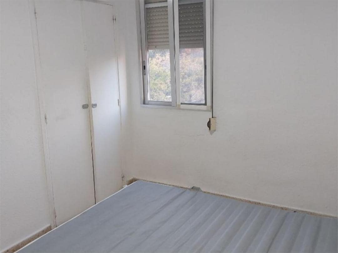 3 bedroom Flat for sale in Valencia city - € 255,000 (Ref: 9582961)