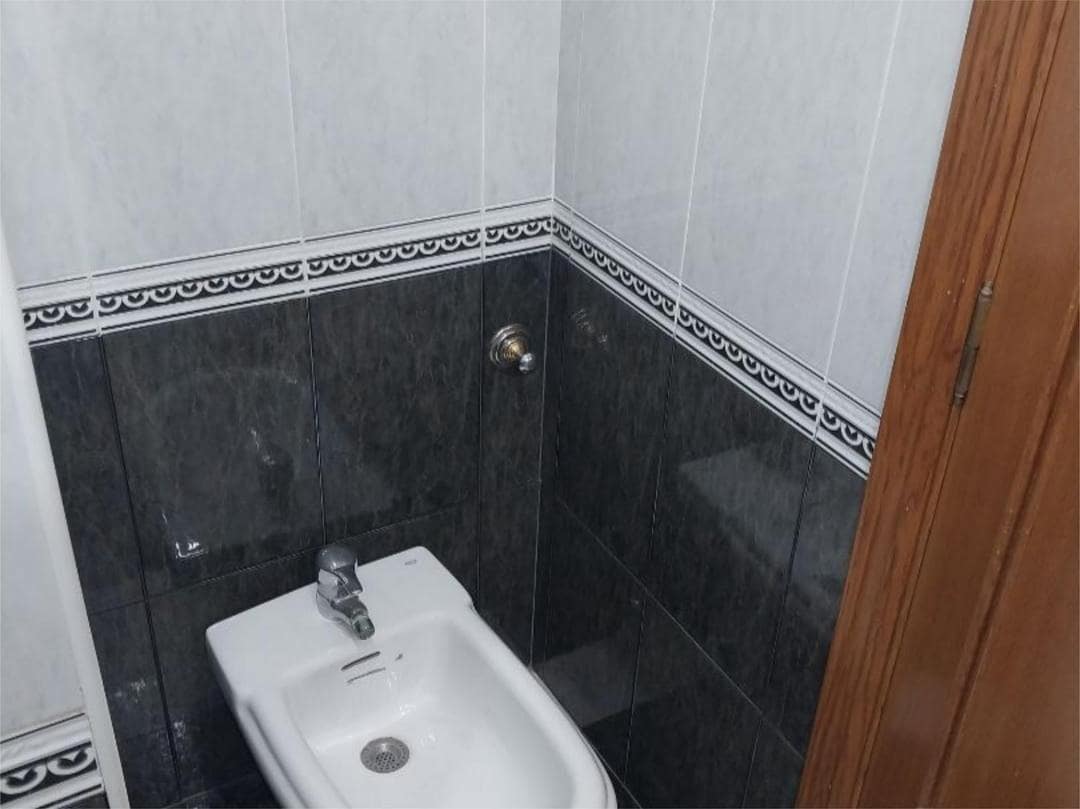 3 bedroom Flat for sale in Valencia city - € 255,000 (Ref: 9582961)