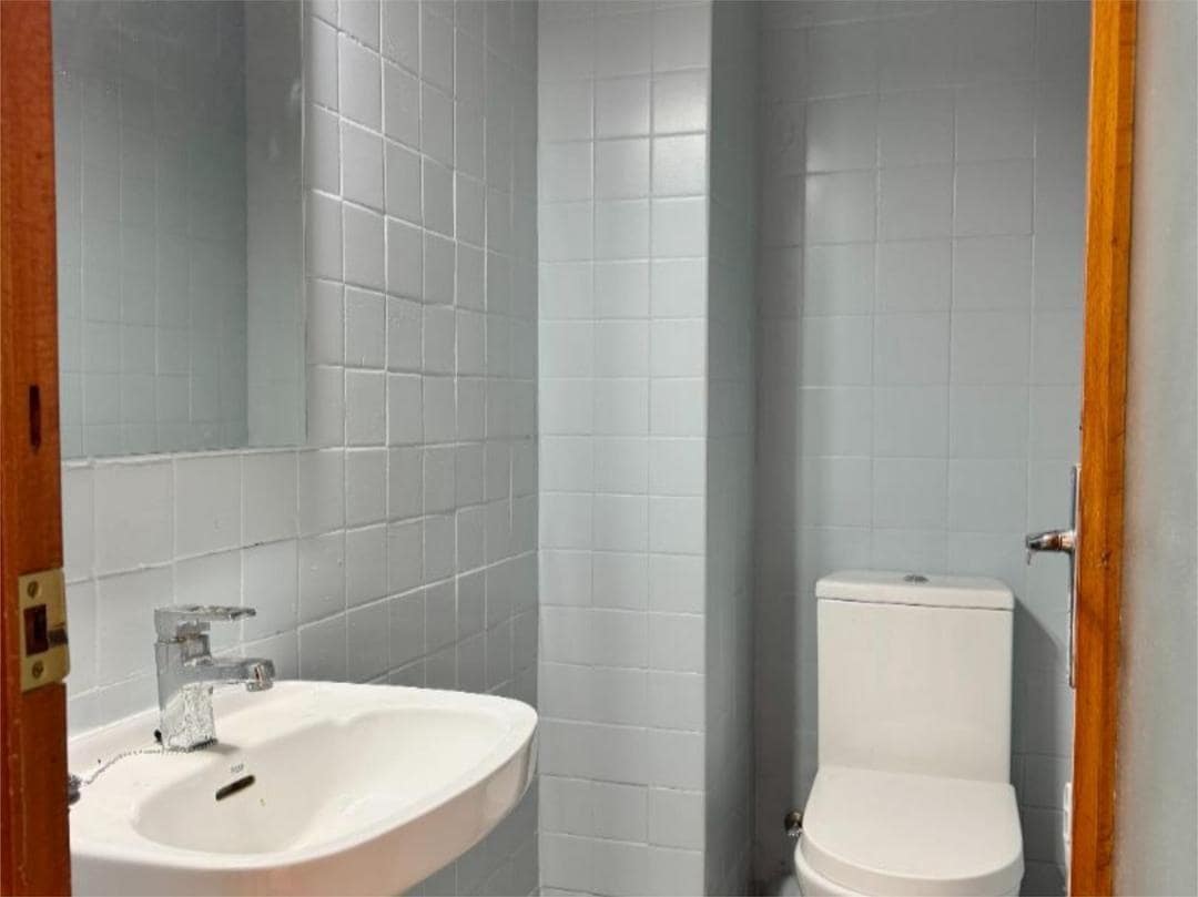 4 bedroom Flat for rent in Alfafar - € 1,300 (Ref: 9599560)